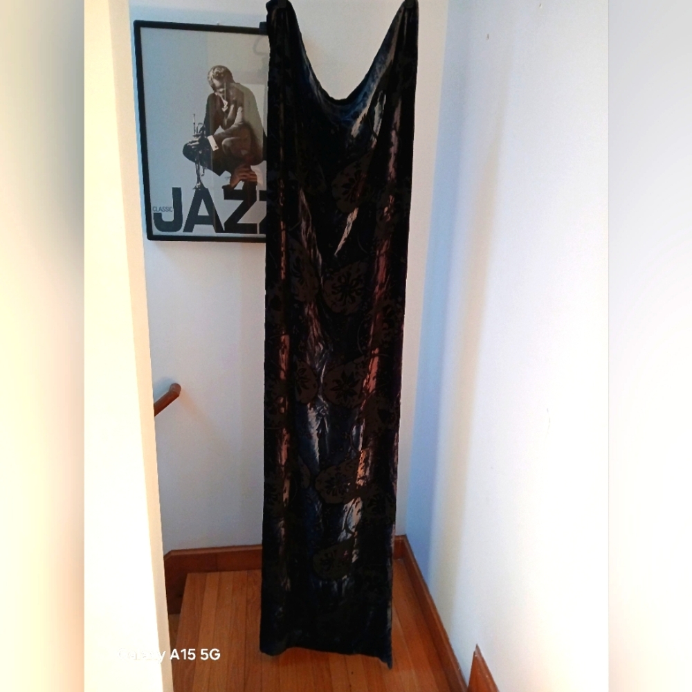 KEVIN OBrien 79 " inch long Silk Midnight Blue Scarf 💙 w GraySilk Backing ,NW